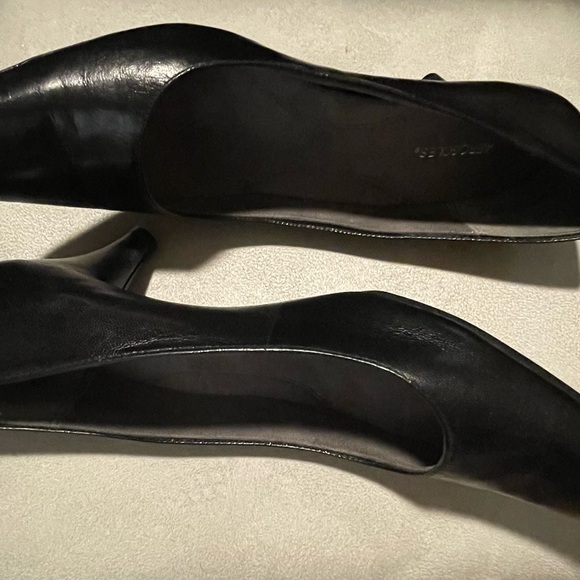 AEROSOLES BLACK HEELS SZ 10 - Picture 4 of 8